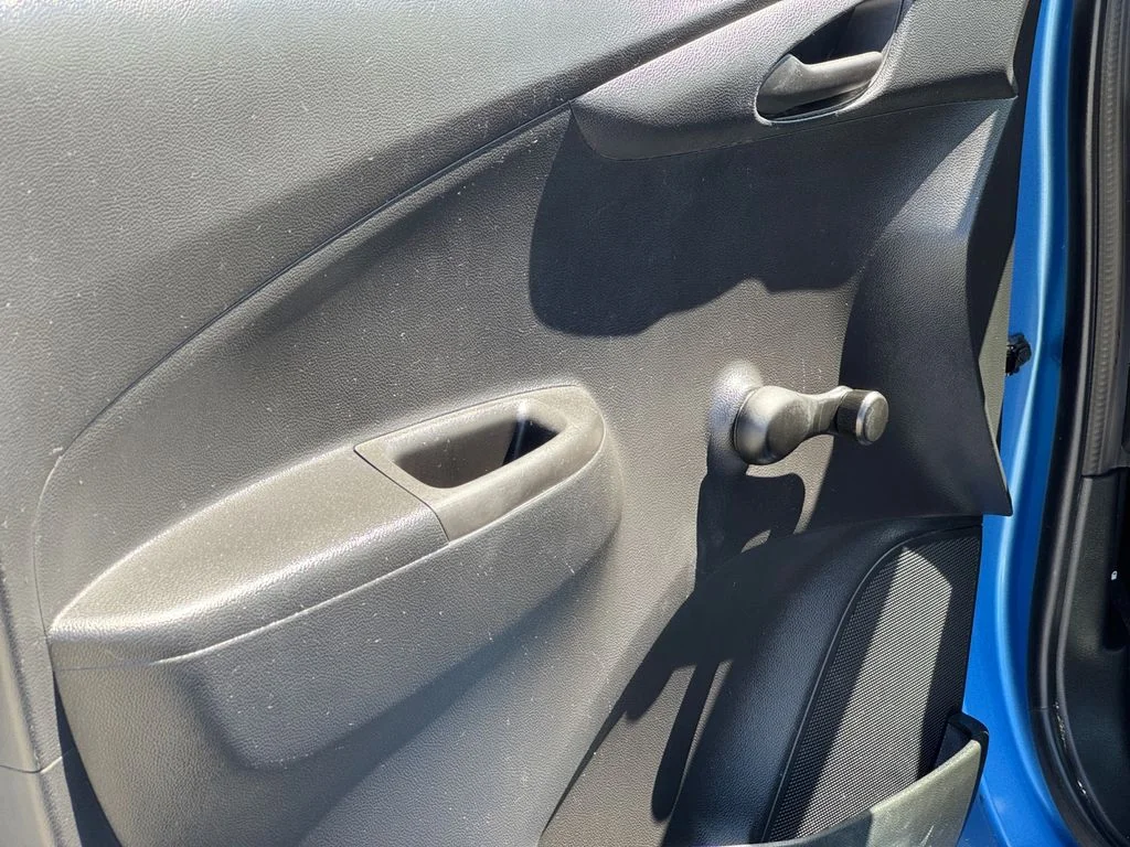Used 2017 Blue Chevrolet LS image 9
