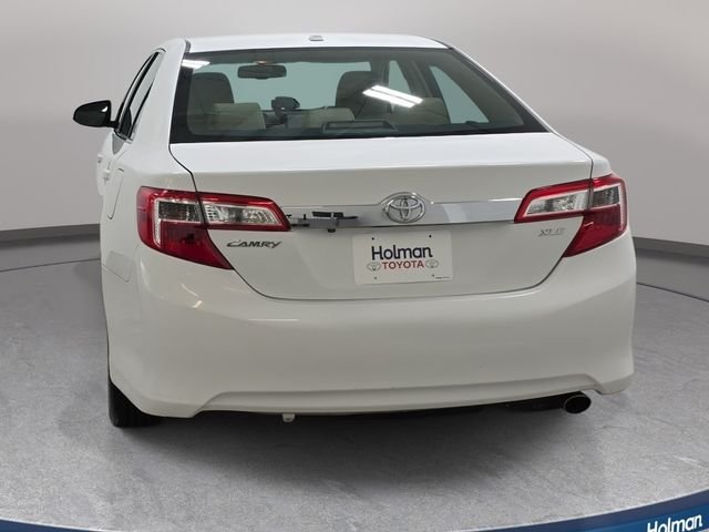 Used 2012 White Toyota XLE image 7