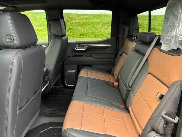 2026 Chevrolet Silverado 1500 High Country - Photo 17
