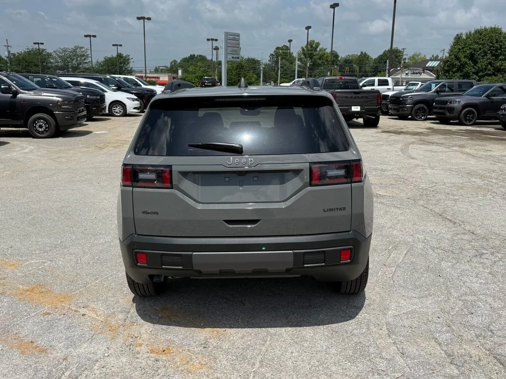 New 2026 Sting-Gray Clear-Coat Exterior Paint Jeep Limited image 7