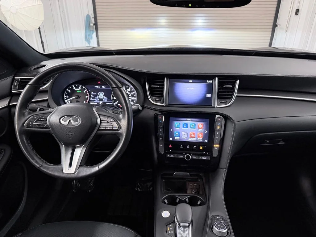 Used 2023 Gray INFINITI LUXE image 21