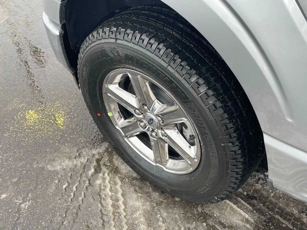 2025 Ford F-150 XLT - Photo 9