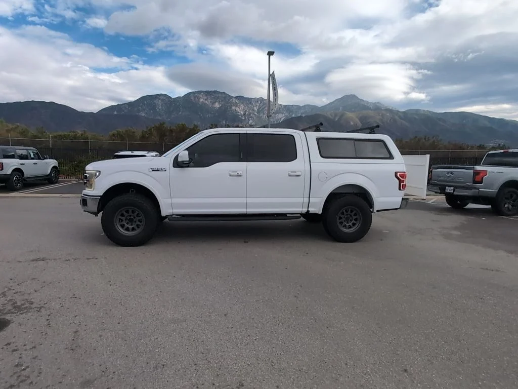 Used 2019 Oxford White Ford Lariat image 2