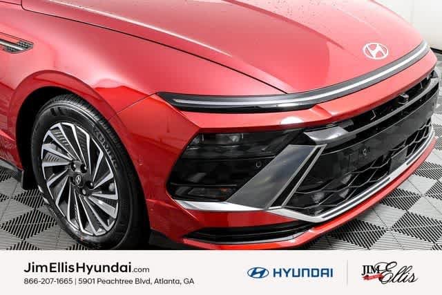 2025 Hyundai Sonata Hybrid Limited - Photo 16