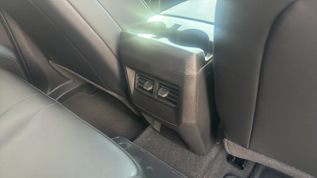 New 2026 Summit White Chevrolet Trail Boss image 20