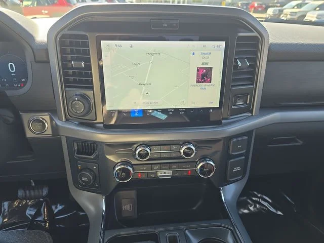 New 2026 Agate Black Metallic Ford XLT image 27
