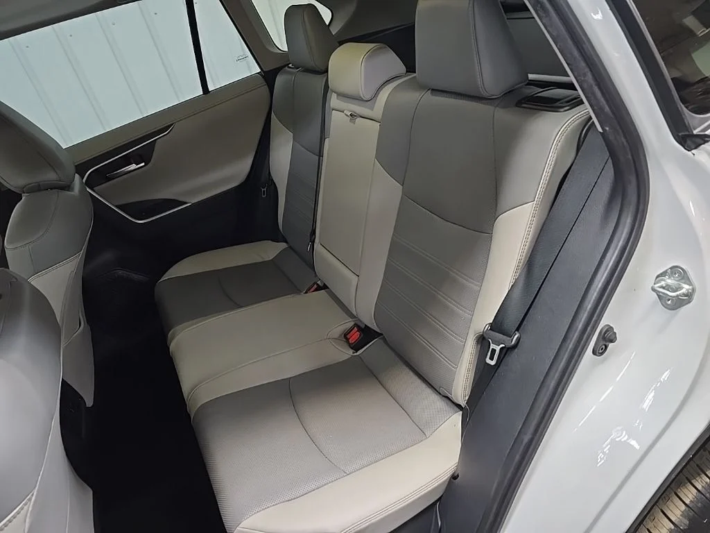2024 Toyota RAV4 Limited - Photo 33