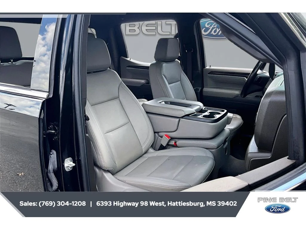Used 2025 Onyx Black GMC SLT image 6
