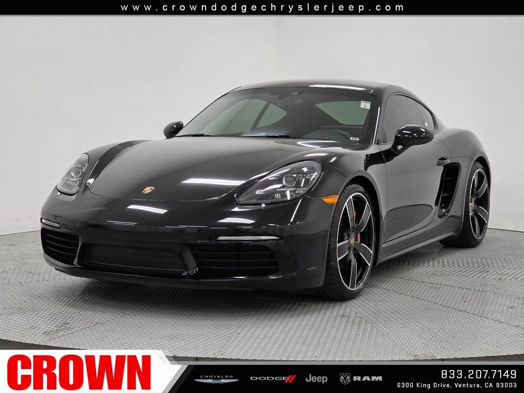 Used 2021  Porsche S image 3