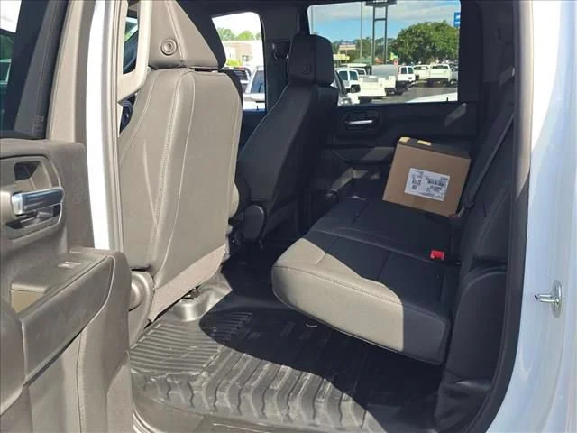 New 2026 Summit White Chevrolet Work Truck image 15