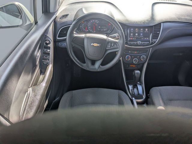 Used 2018 Silver Chevrolet LS image 15