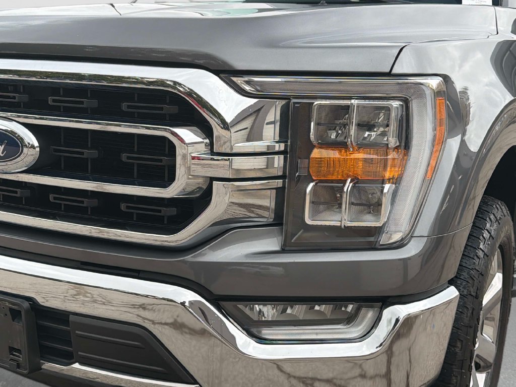 Used 2022 Gray Ford XLT image 11