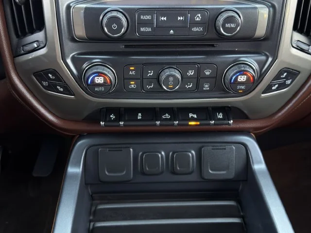Used 2015 BLACK Chevrolet High Country image 23