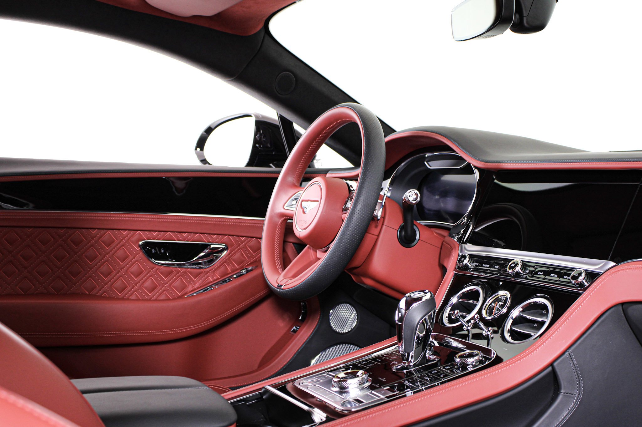 Used 2024 Black Bentley  image 28