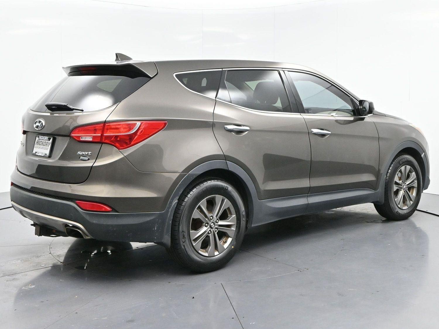 Used 2013 Cabo Bronze Hyundai Sport image 7