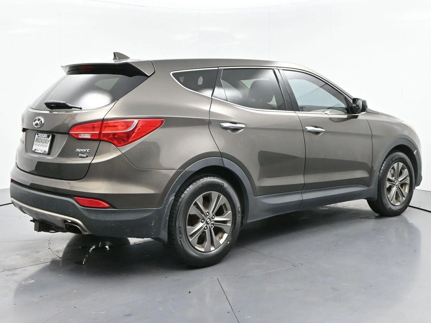 Used 2013 Cabo Bronze Hyundai Sport image 7