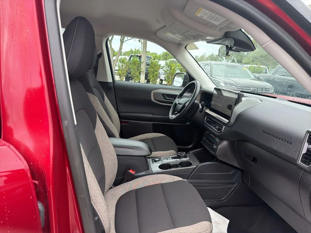 Used 2025 Red Ford Big Bend image 19