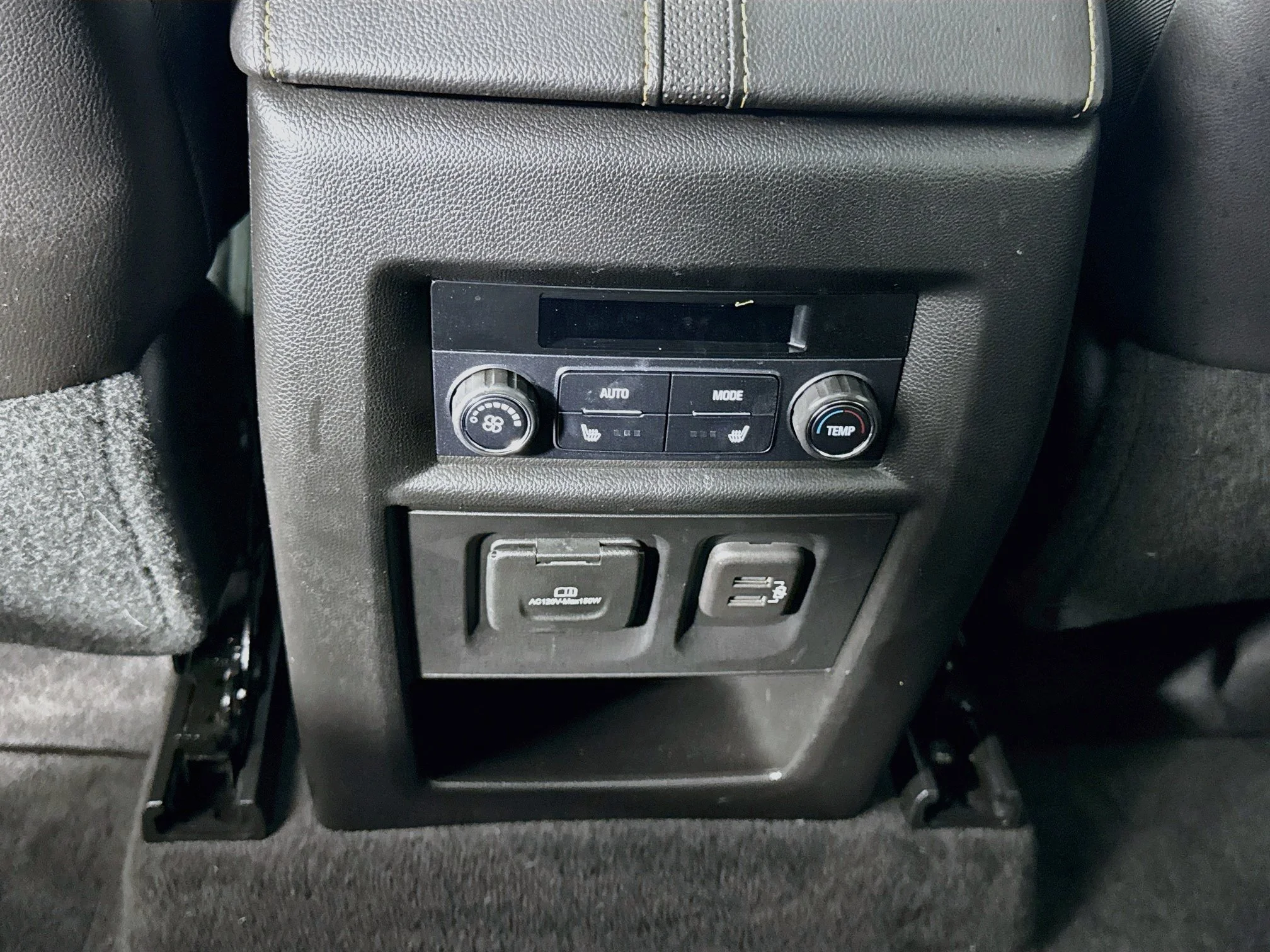 Used 2020 SILVER ICE METALLIC Chevrolet Premier image 28