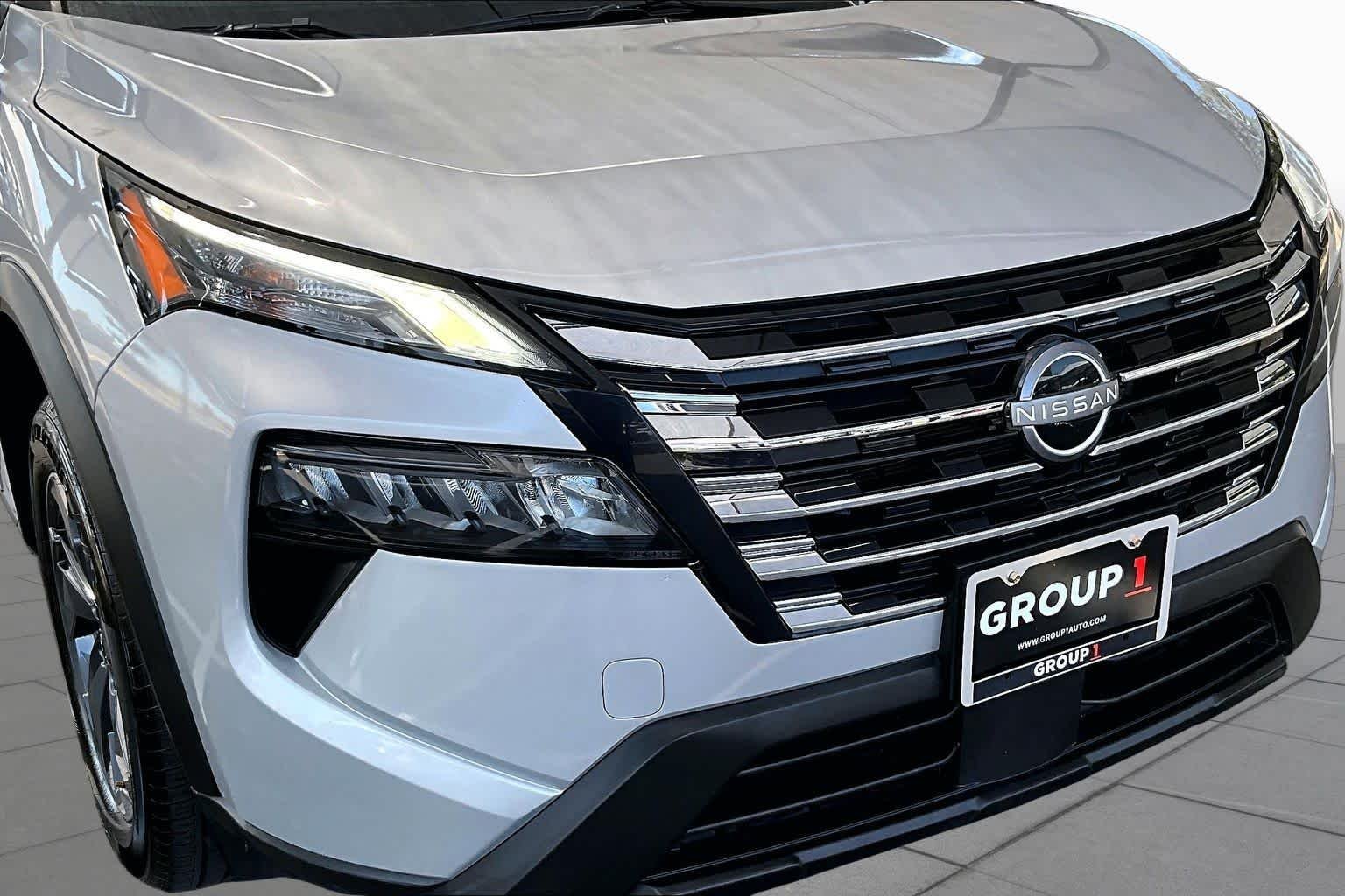2025 Nissan Rogue SV - Photo 30