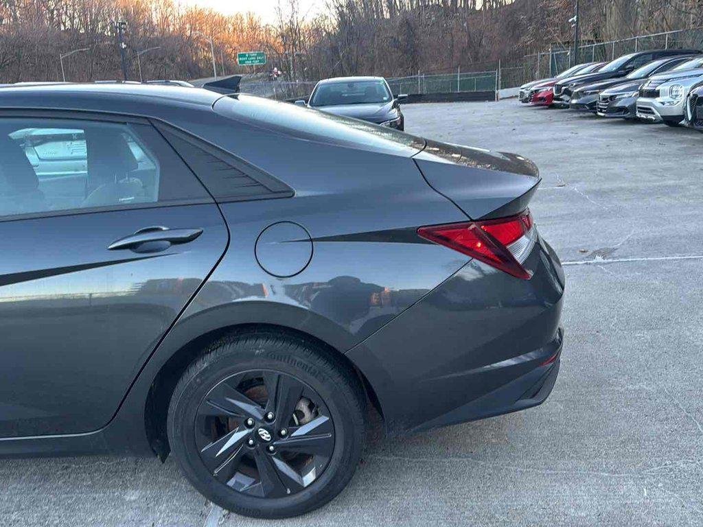 Used 2023 Portofino Gray Hyundai SEL image 5