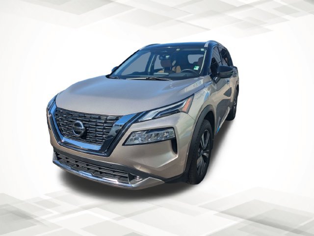 Used 2021 Gold Nissan Platinum image 4