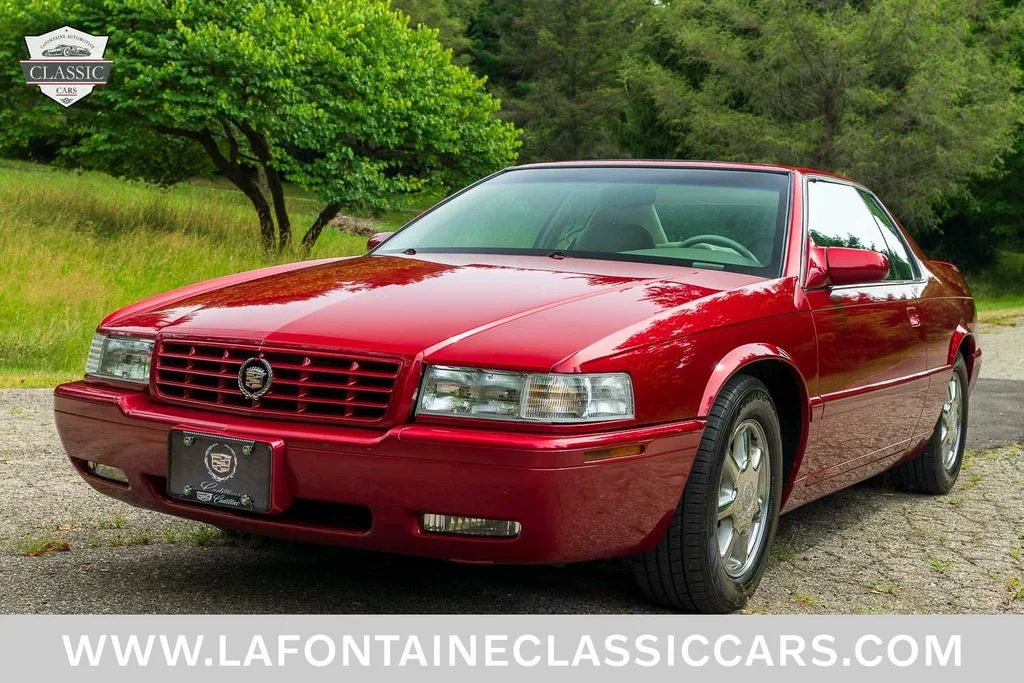 Used 2000 Red Cadillac ETC image 19