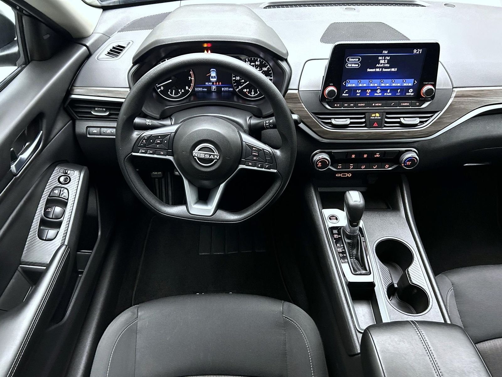 Used 2025 Black Nissan 2.5 SV image 14