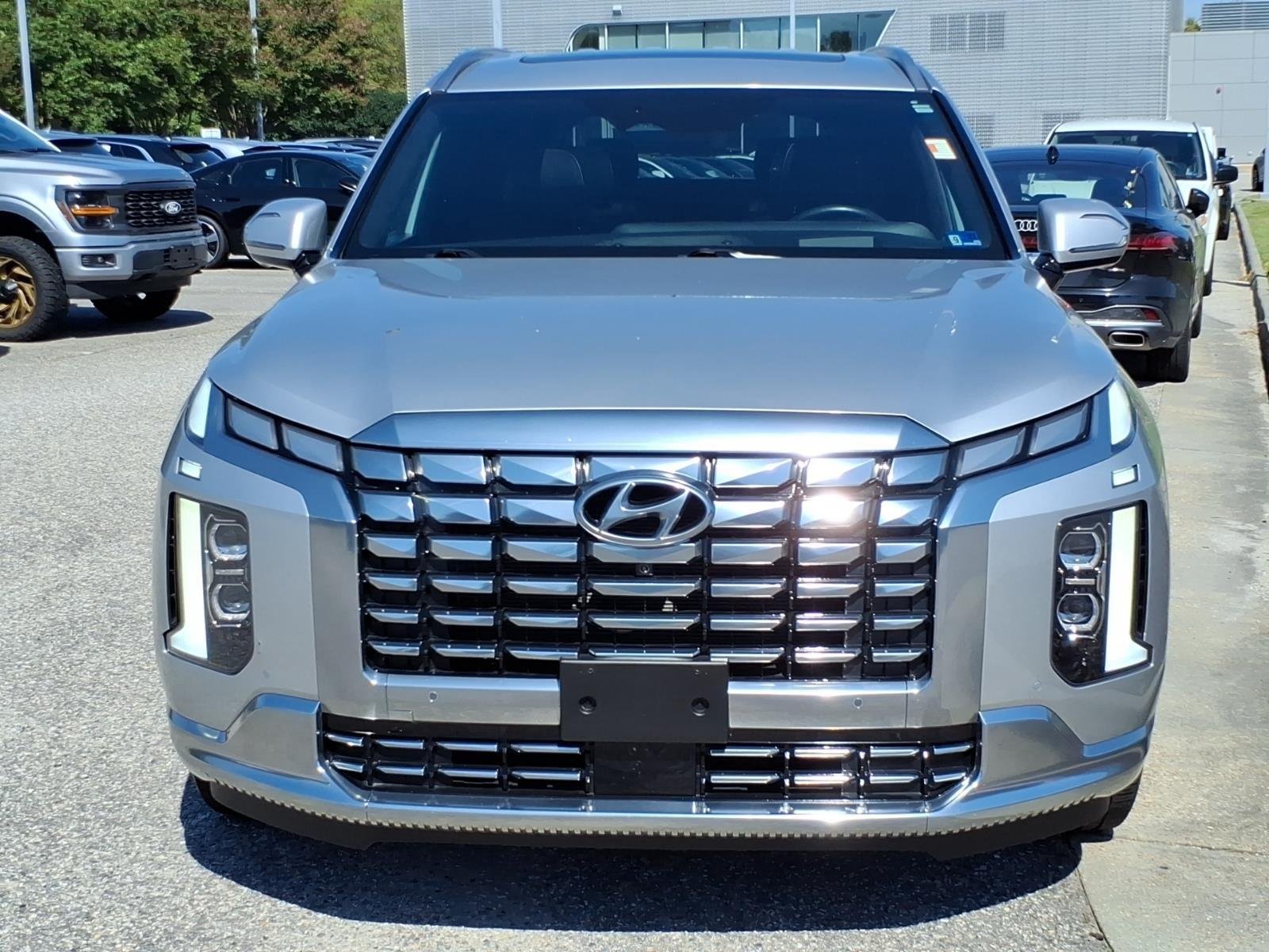 Used 2024 Typhoon Silver Hyundai Calligraphy image 2