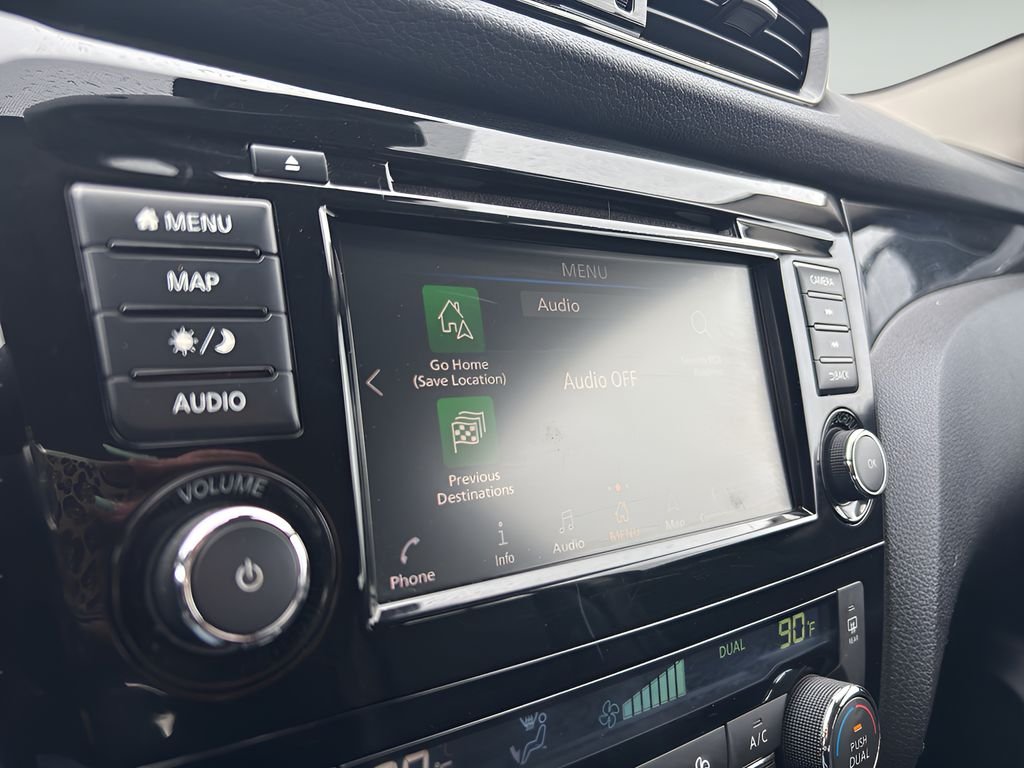 Used 2022 Magnetic Black Pearl Nissan SL image 16