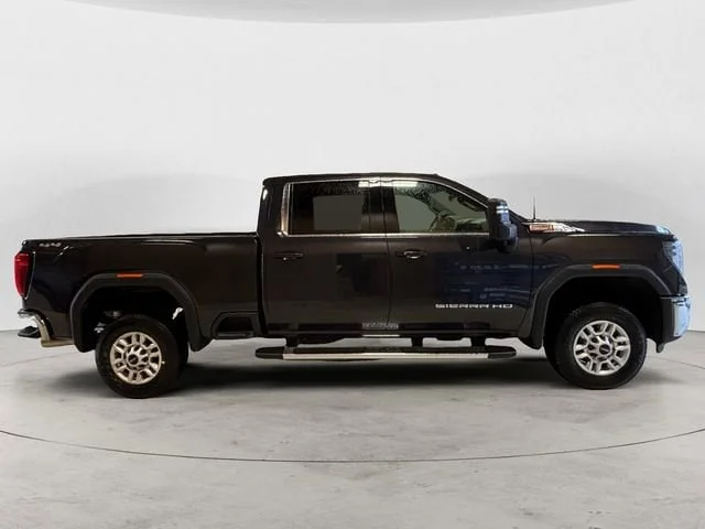 New 2026 Titanium Rush Metallic GMC SLE image 7