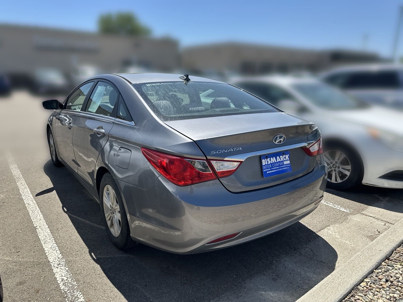 Used 2012 Gray Hyundai GLS image 4
