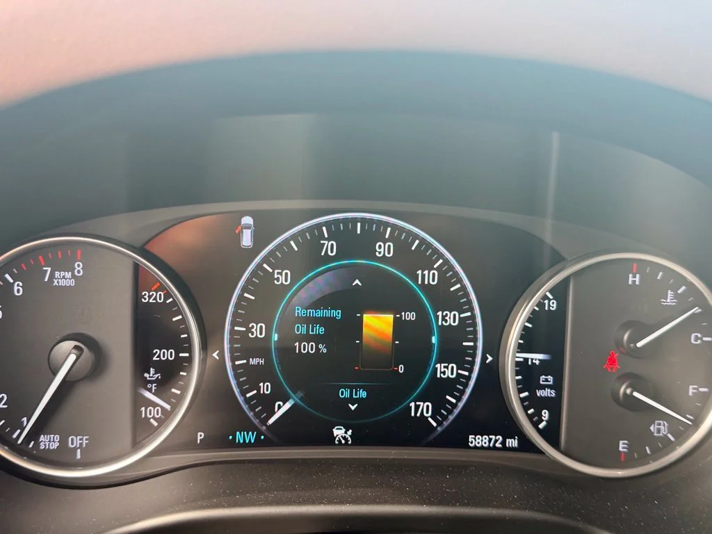 Used 2018 Gray Buick Avenir image 10