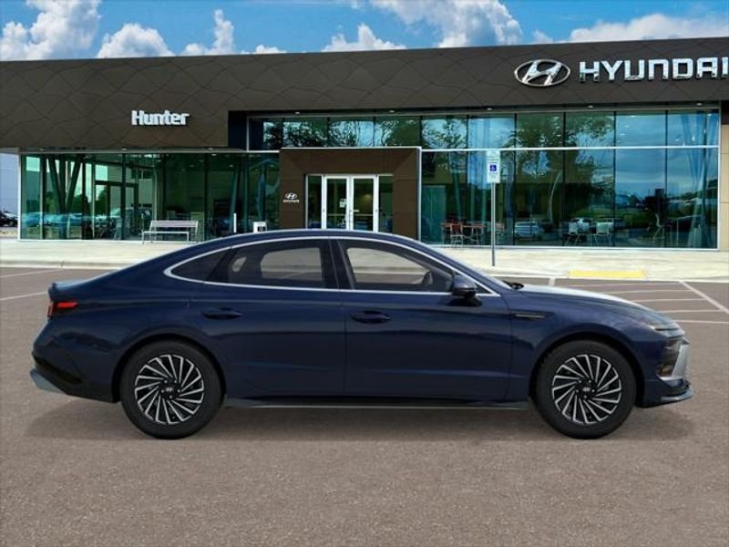 Certified Used 2026 Carbon Blue Hyundai SEL image 7