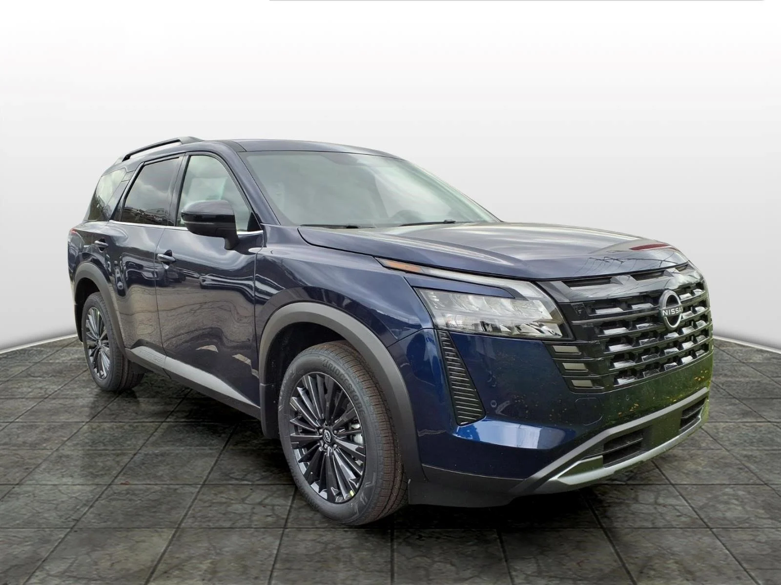 2026 Nissan Pathfinder SL 4WD's photo