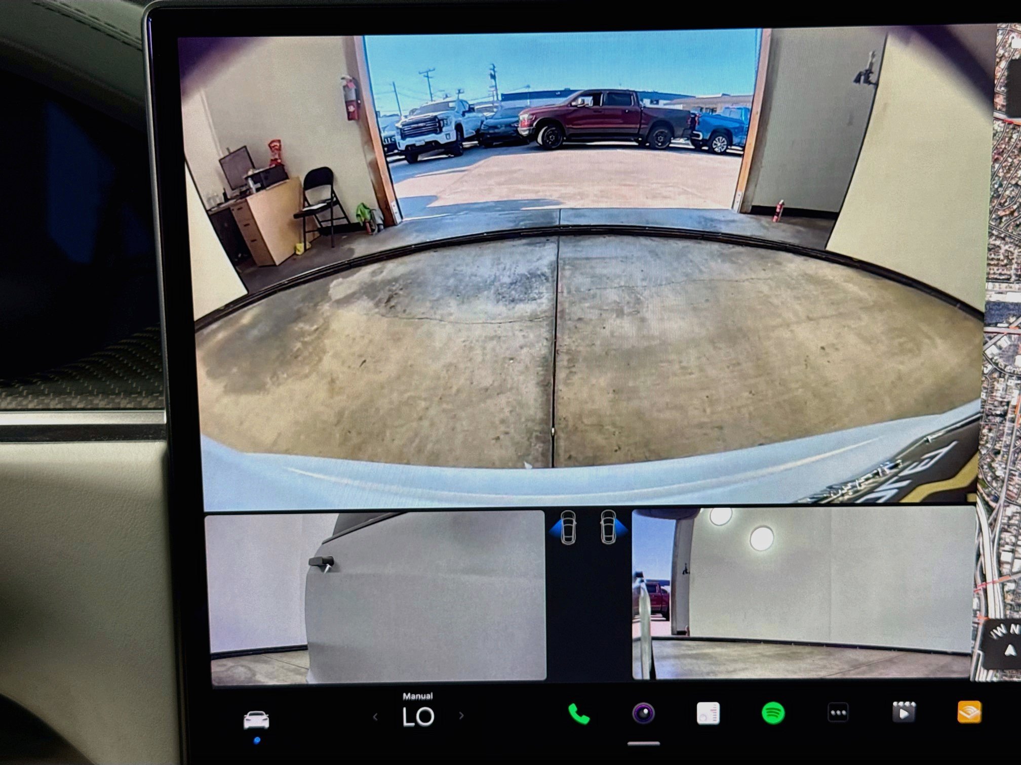 Used 2022  Tesla Plaid image 16
