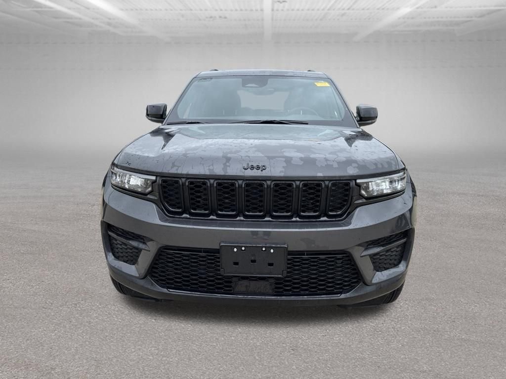 2025 Jeep Grand Cherokee Altitude - Photo 8