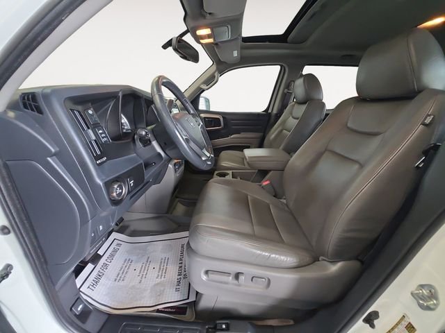 Used 2014 White Honda RTL image 11
