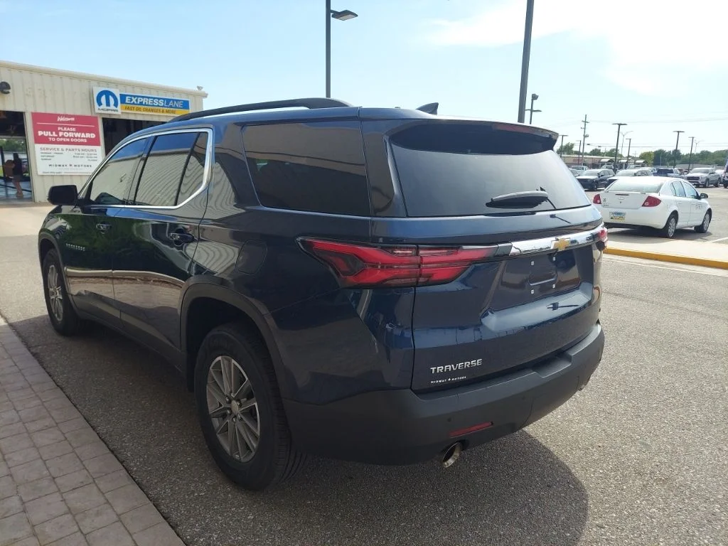 Used 2022 Blue Chevrolet LT image 5