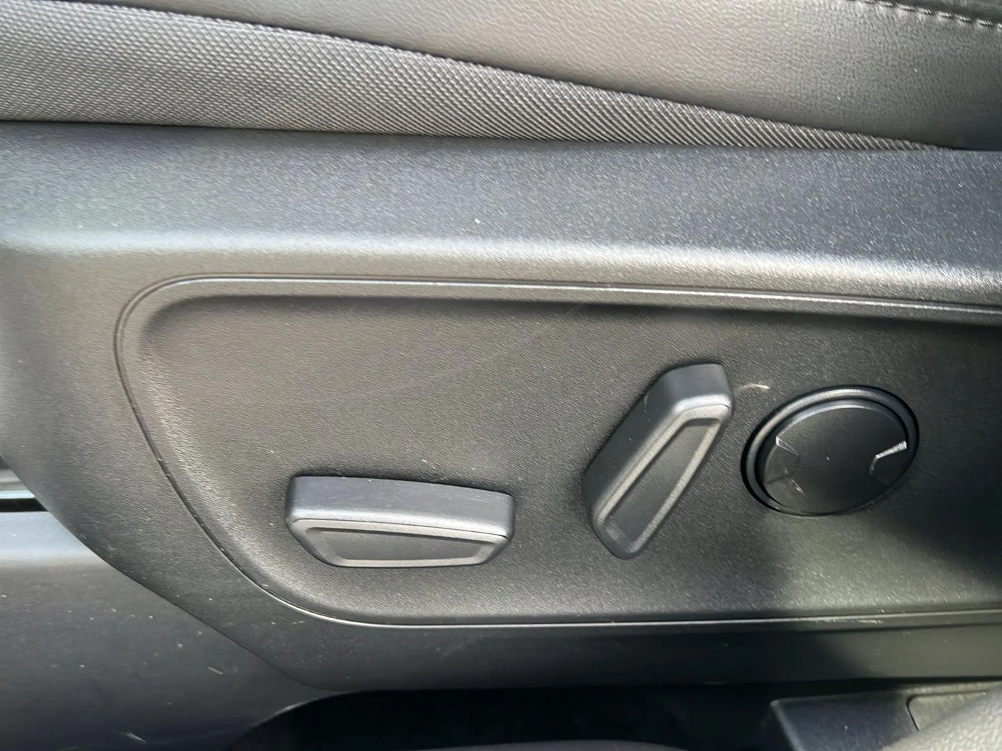 Used 2023 Iconic Silver Ford ST-Line image 6