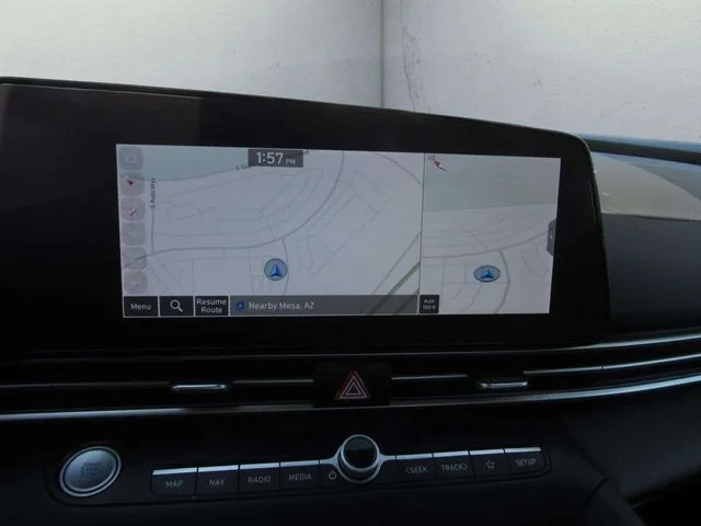 Used 2024 Gray Hyundai SEL image 17