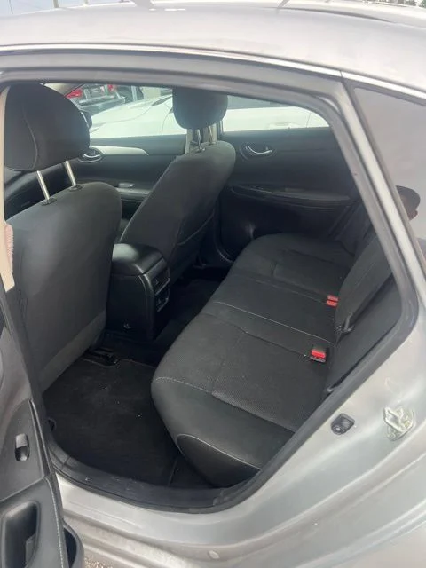 Used 2019 Silver Nissan S image 5