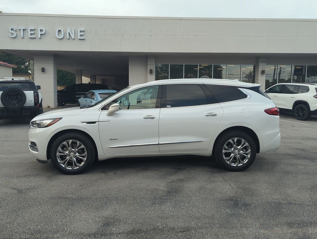 Used 2020 White Buick Avenir image 3