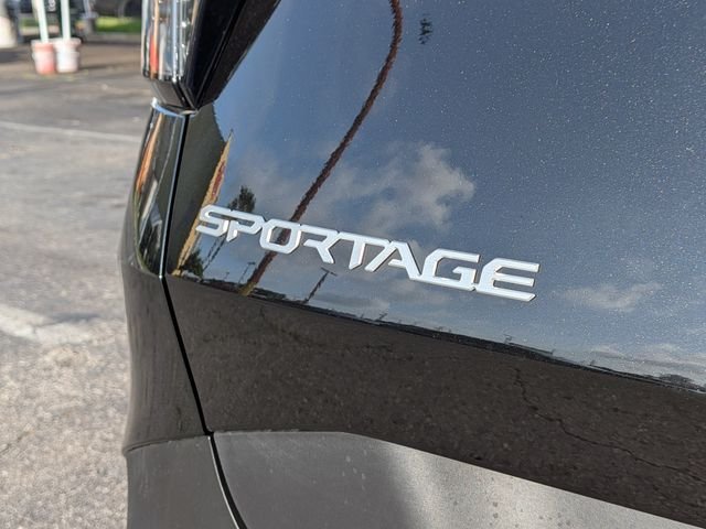 New 2027 Fusion Black Kia EX image 13