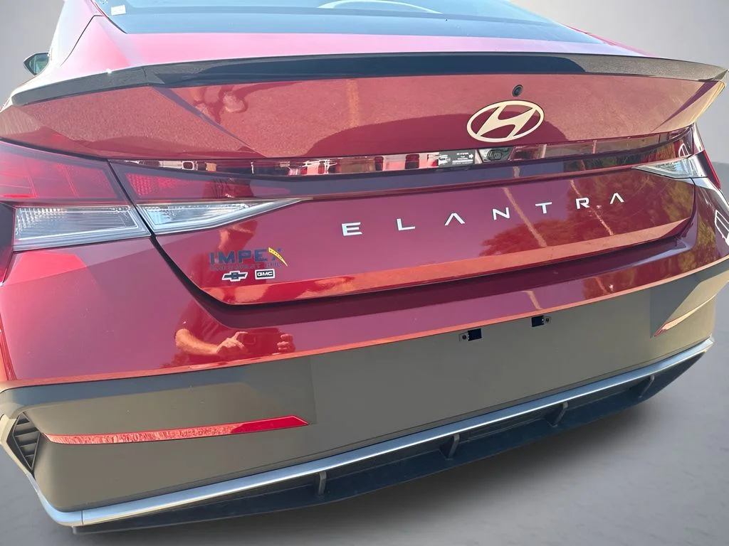 Used 2026 Red Hyundai SEL Sport image 29