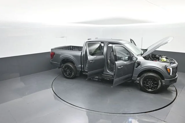 New 2026 Carbonized Gray Metallic Ford Lariat® image 40
