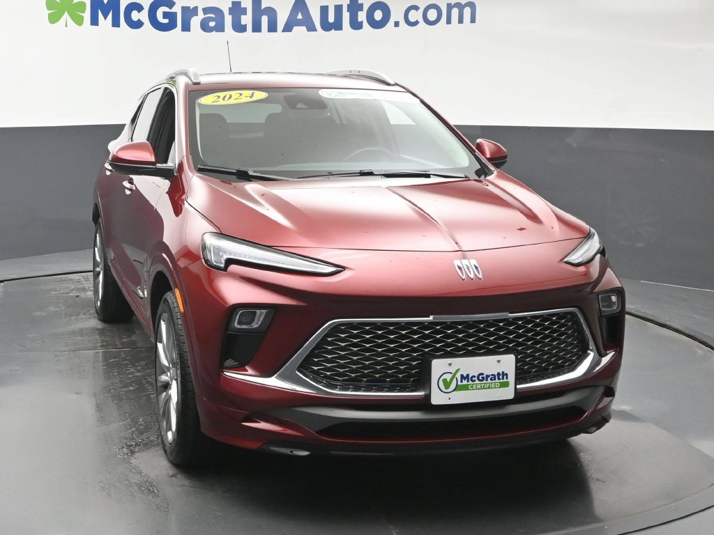 Used 2024 Red Buick Avenir image 5