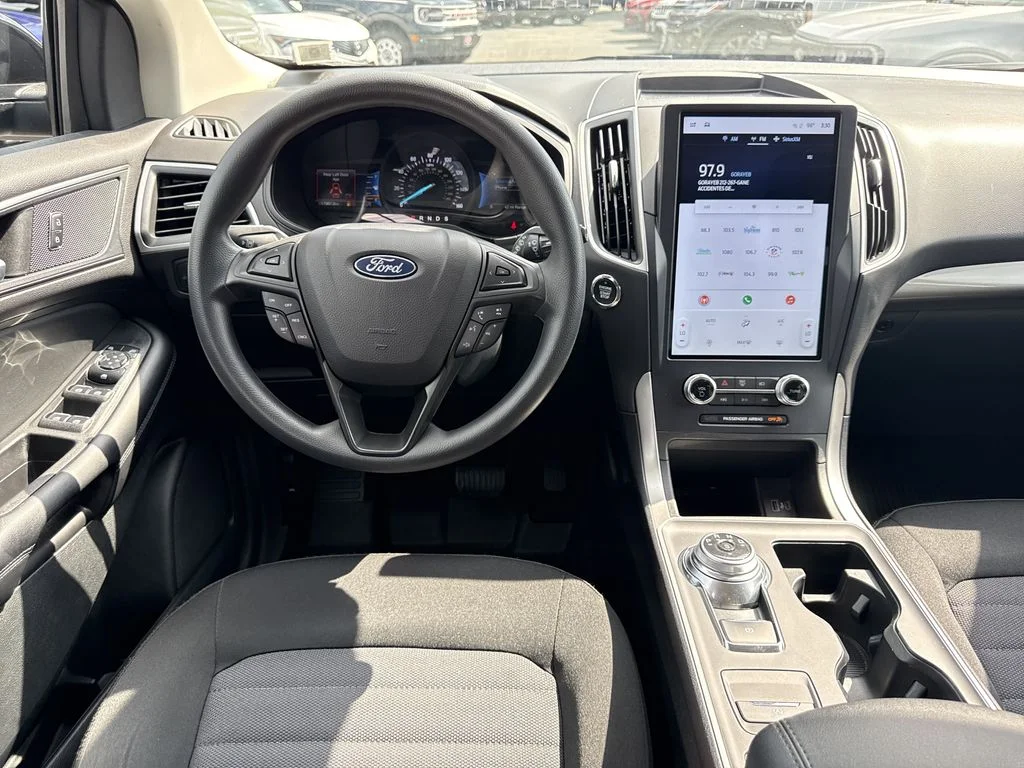 Used 2023 Gray Ford SE image 14