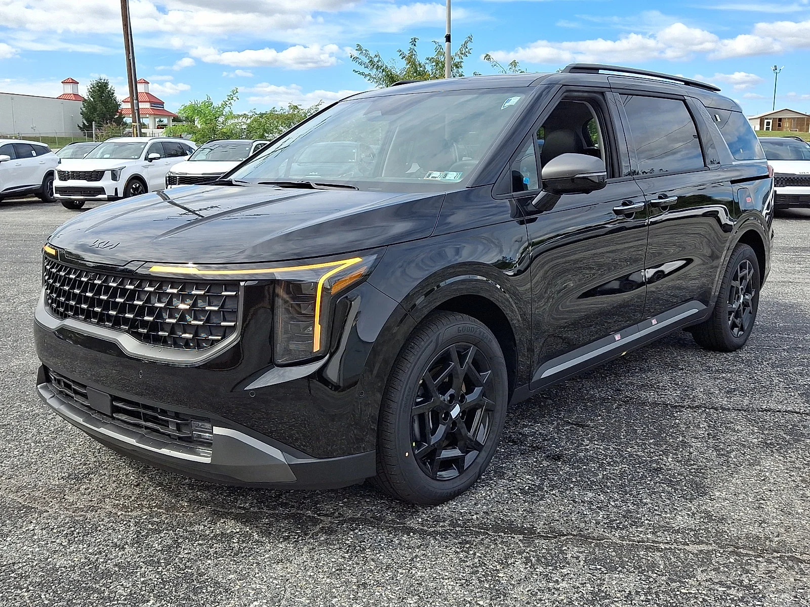 New 2027 Black Kia SX image 4