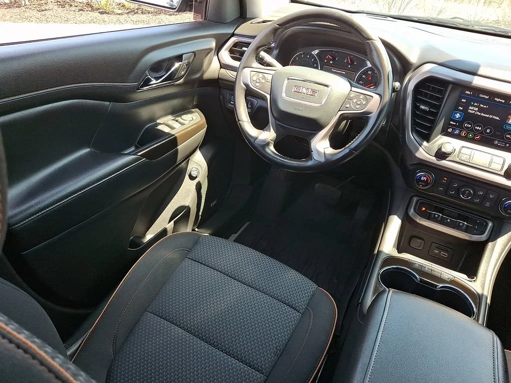 Used 2021 EBONY TWILIGHT METALLIC GMC AT4 image 15
