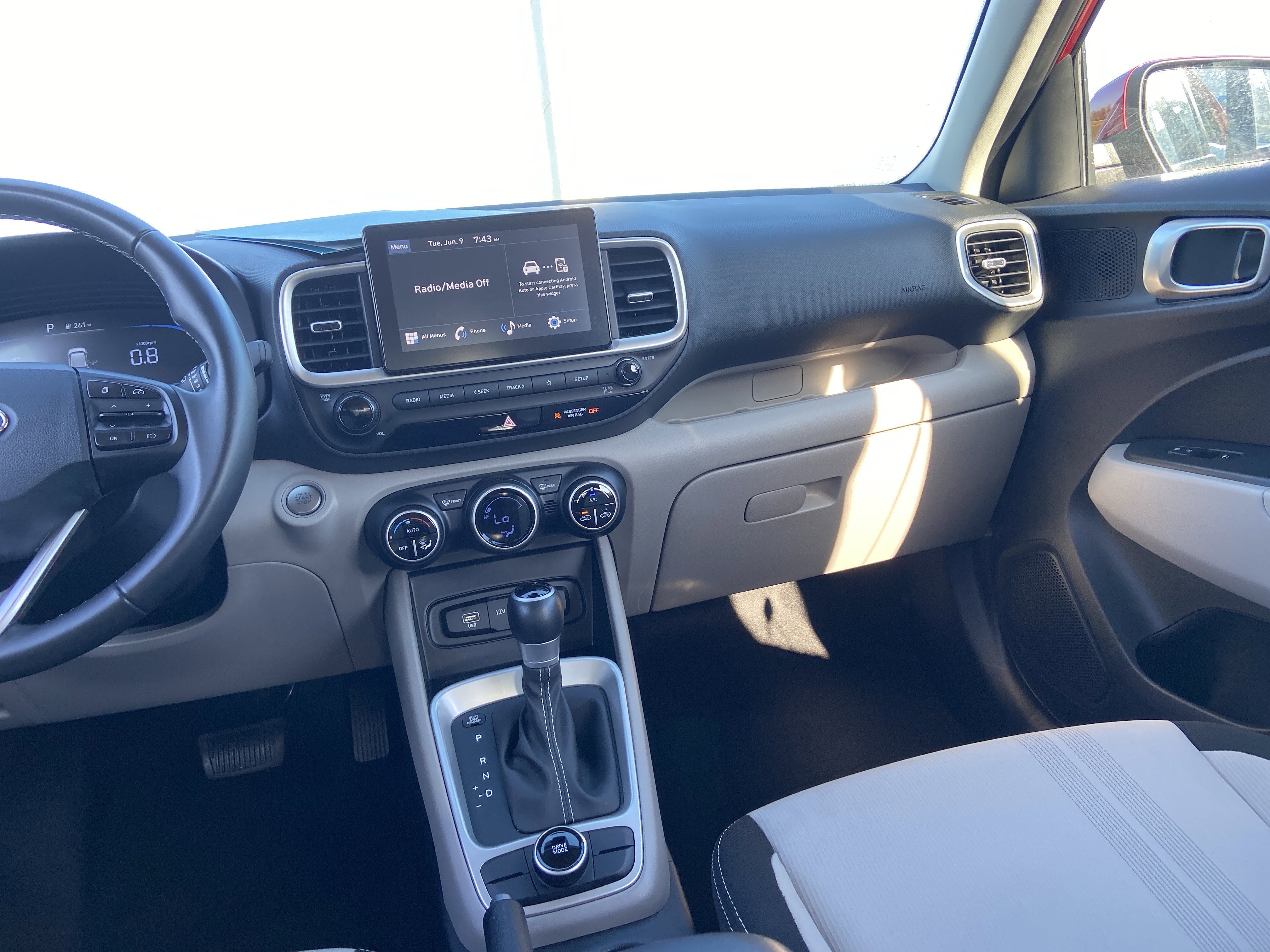 Used 2025 Ultimate Red Hyundai SEL image 15